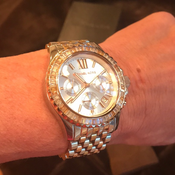 MICHAEL KORS chronograph watch. STUNNING! - Picture 6 of 6